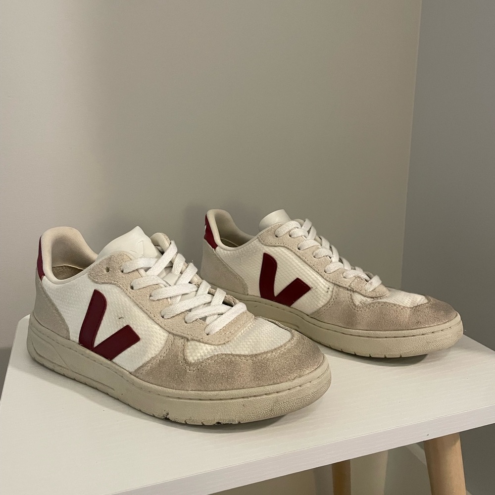 Veja sneakers
